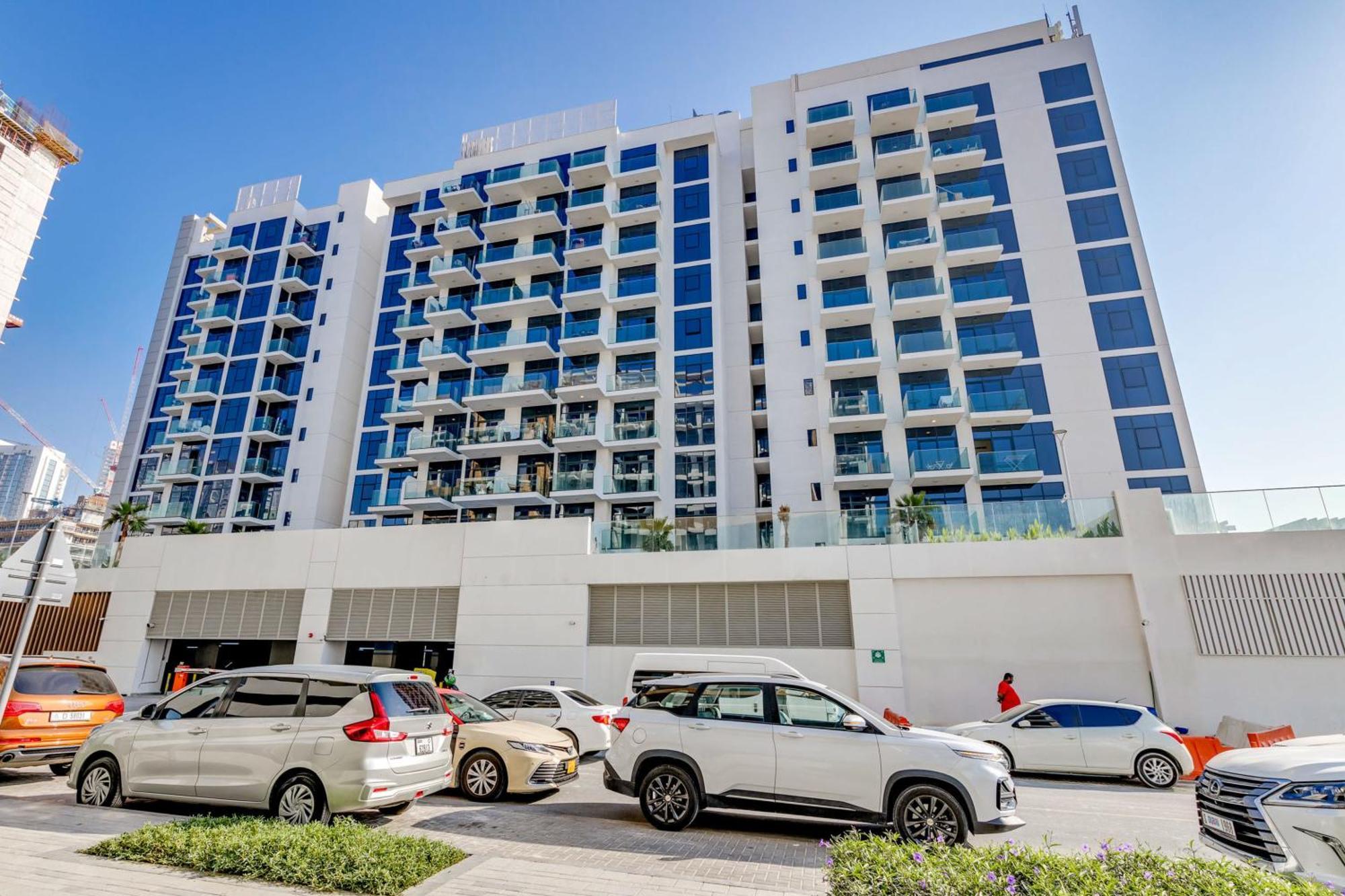 Globalstay Azizi Riviera 48 Dubái