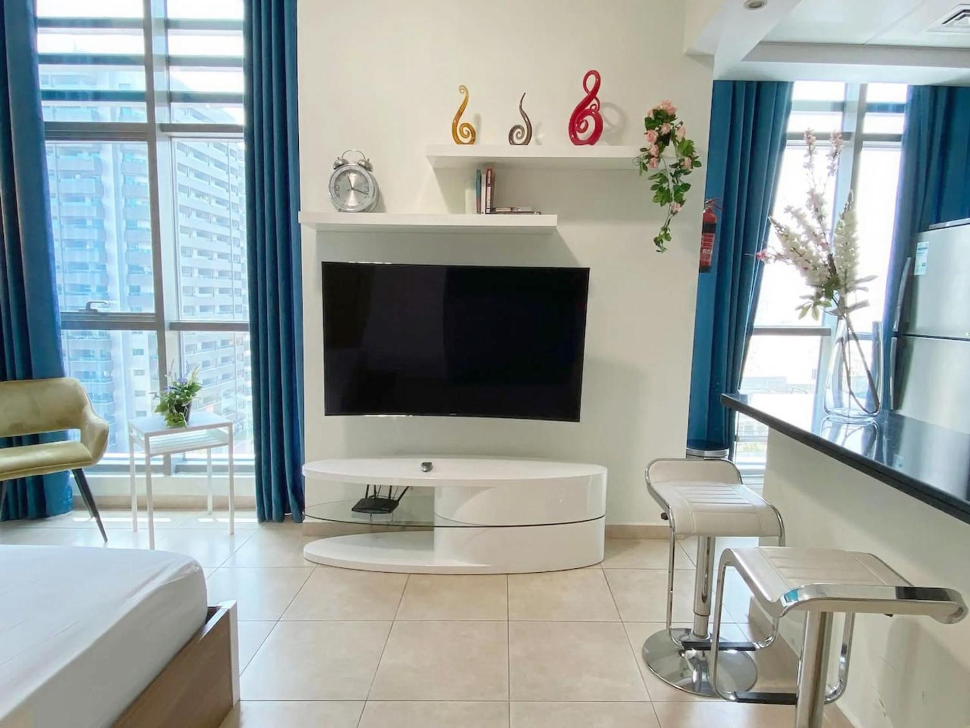 Cozy At Marina Near And Metro In Marina Z817 Appartement Dubaï