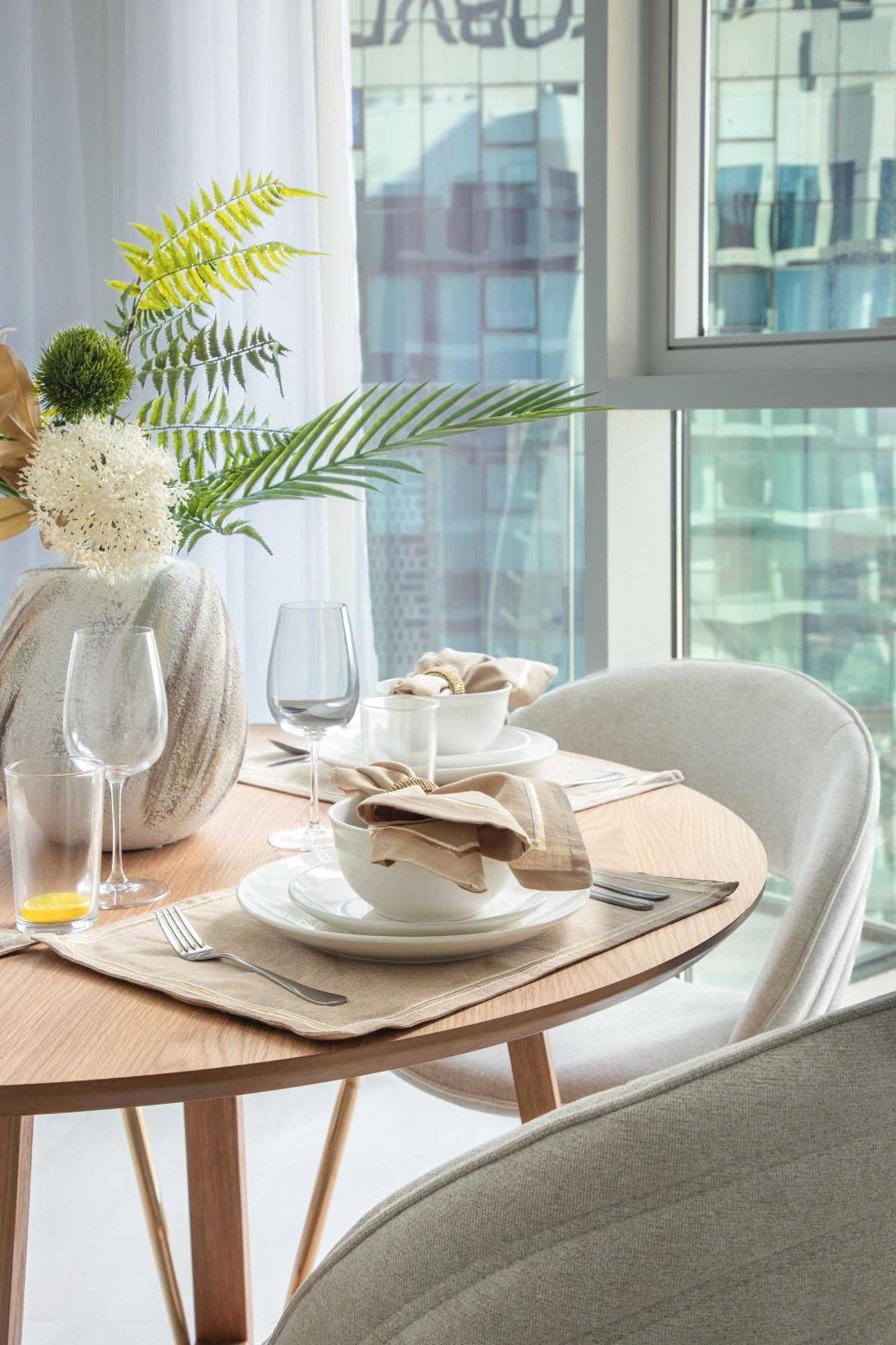 Frank Porter - Urban Oasis Appartement