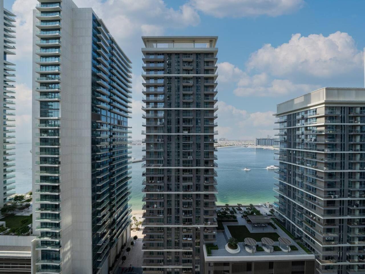 Apartamento Sleek 1-bedroom Beachfront Escape In Marina Vista *