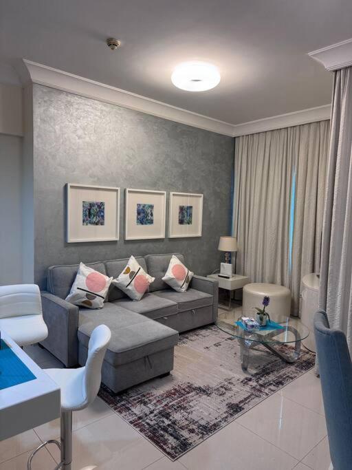Apartamento Royal Sky By Damac Maison Mall Street