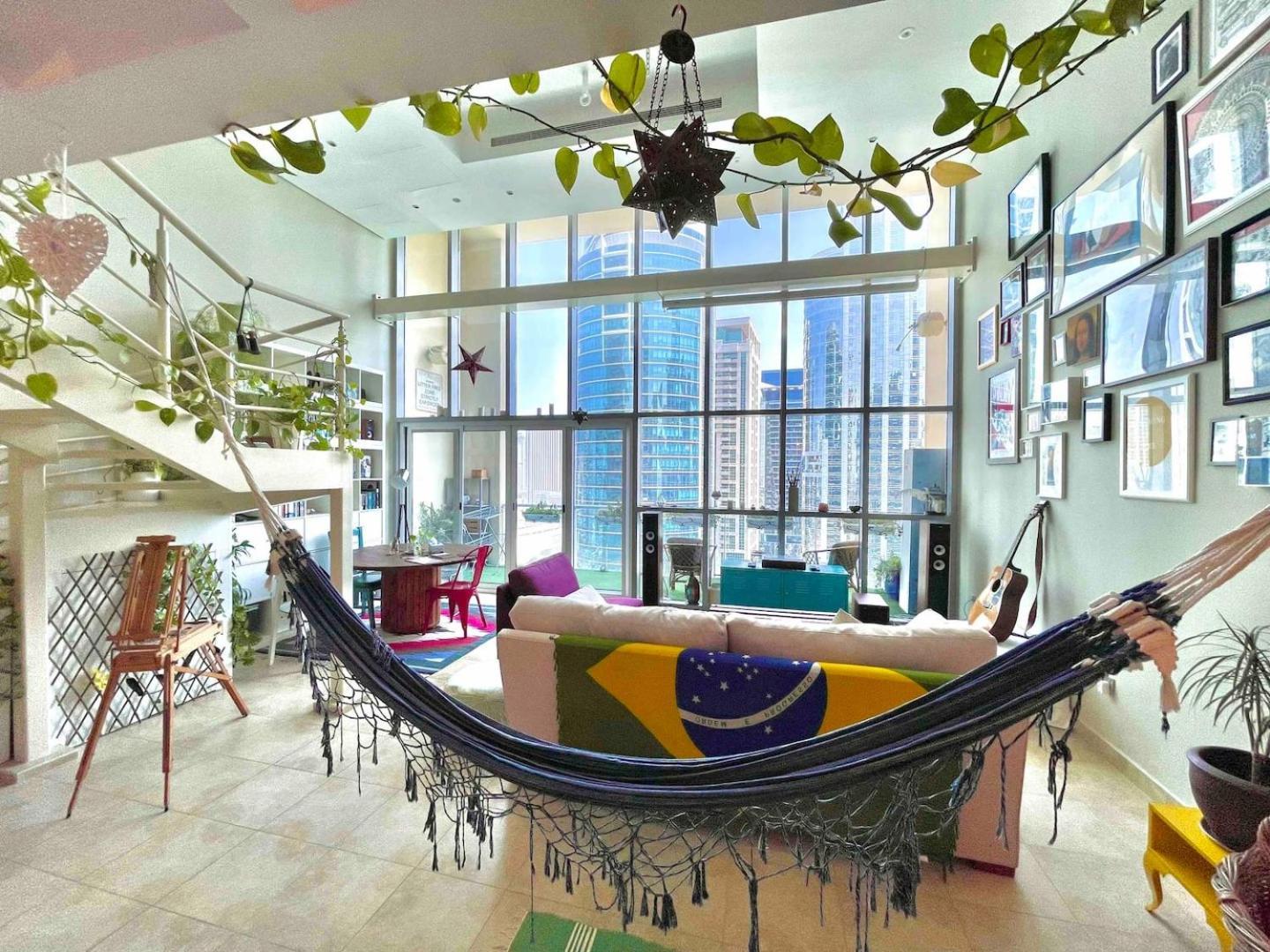 Urban Oasis Stylish Loft Abundant Natural Light