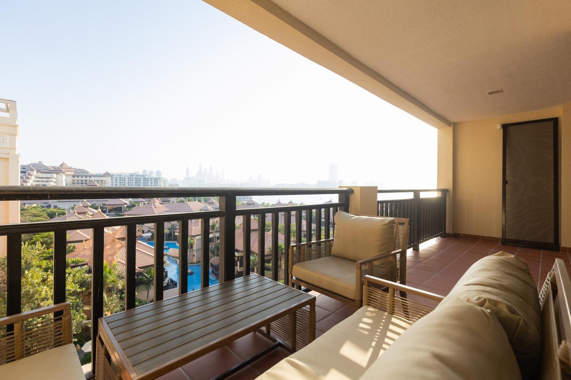 Anantara Residences Palm Jumierah *