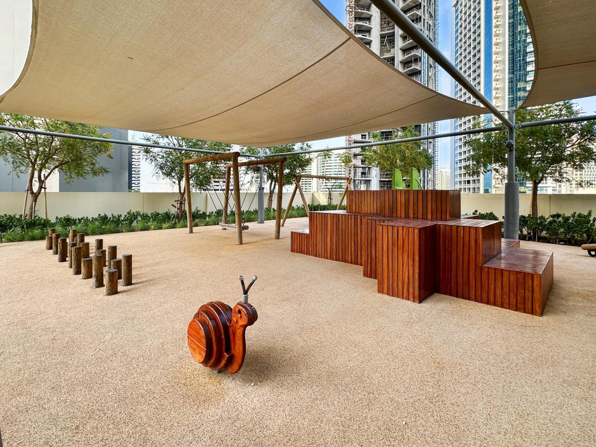 Apartemen View In And Burj Khalifa View - 2 Bedroom - 3 Beds