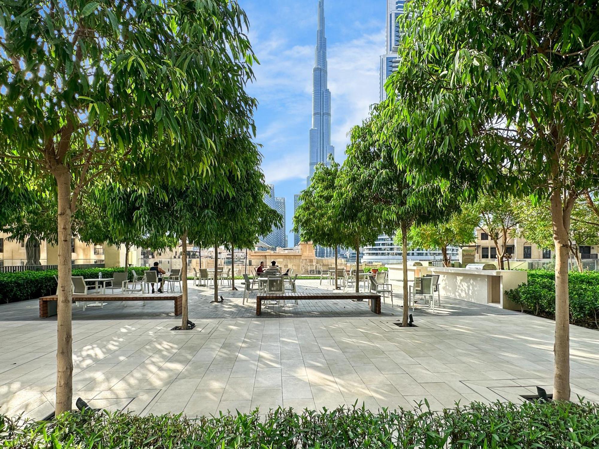 Apartemen View In And Burj Khalifa View - 2 Bedroom - 3 Beds