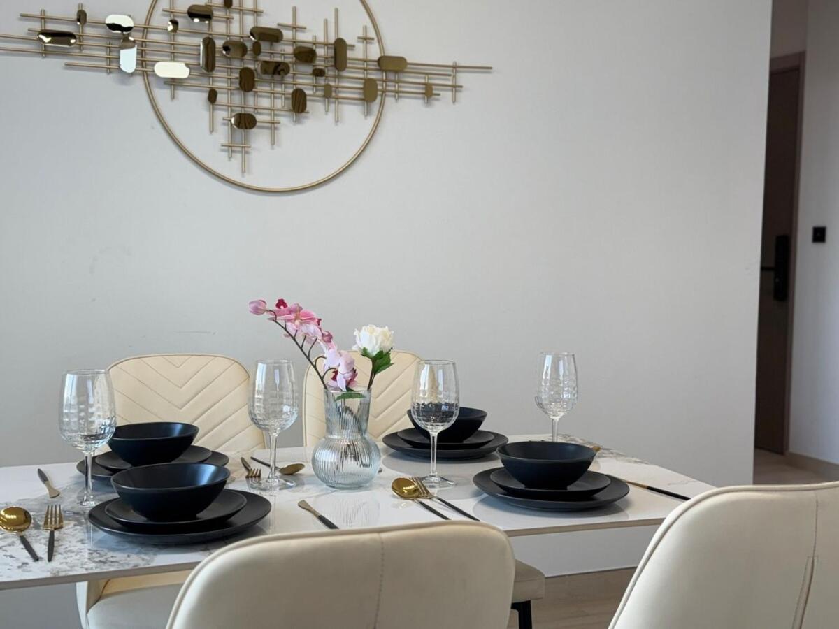 Appartement Ashri Hh Spacious In Jvc, Binghatti Luna