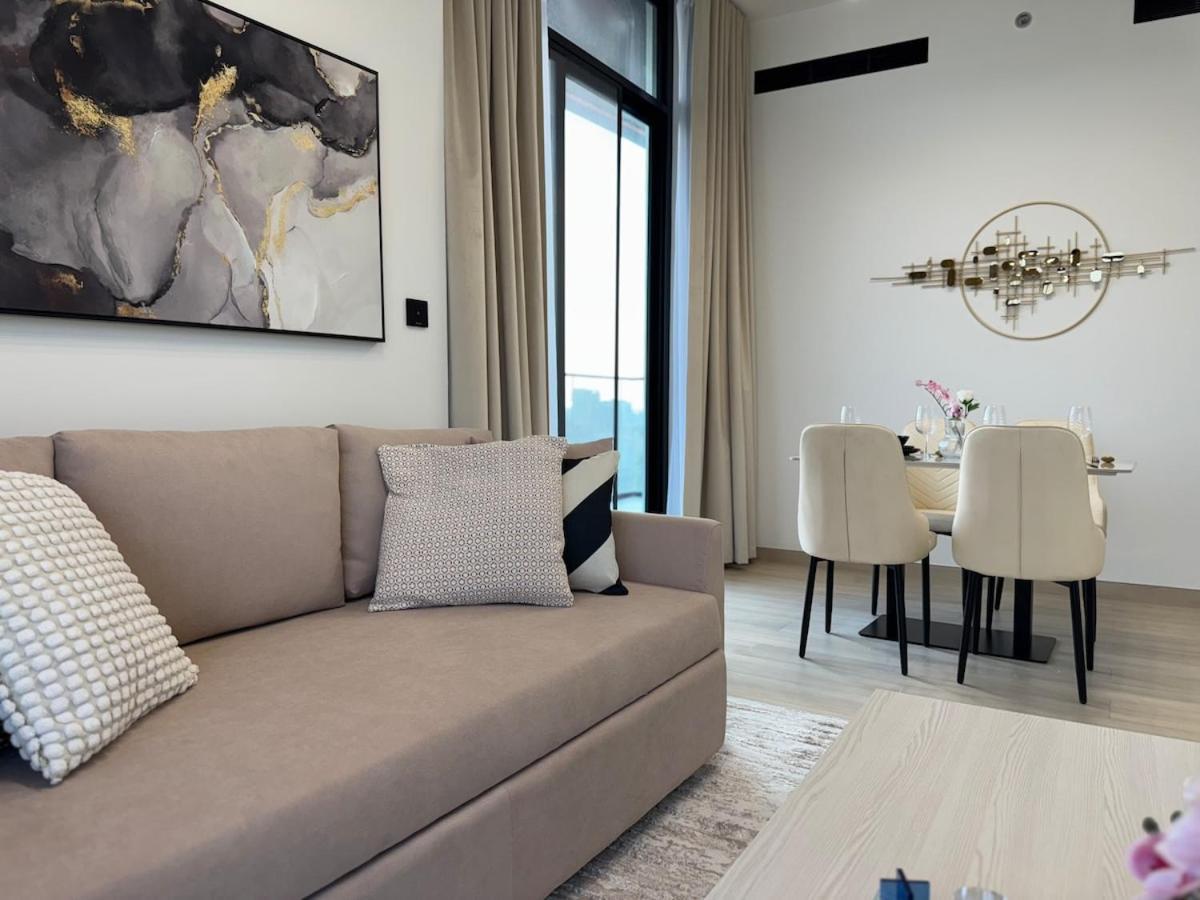 Ashri Hh Spacious In Jvc, Binghatti Luna Appartement *