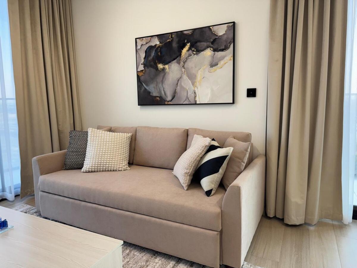 Ashri Hh Spacious In Jvc, Binghatti Luna Appartement Dubaï