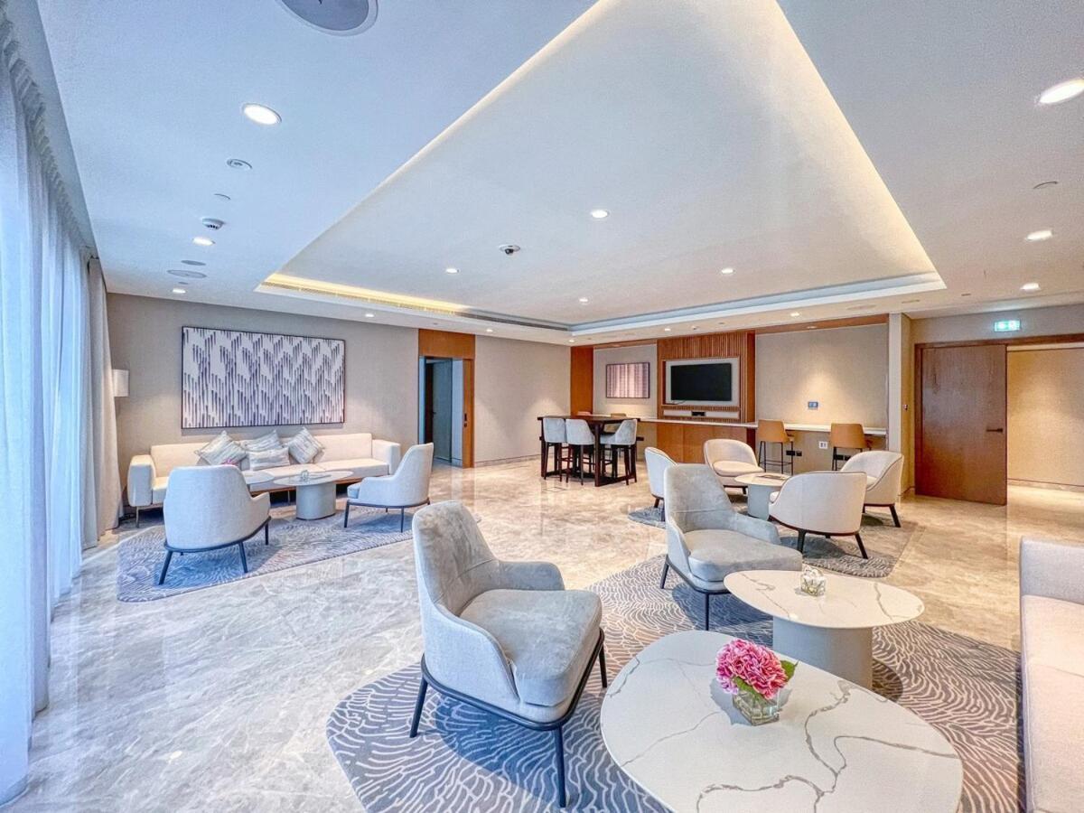 First Class 2br Mesmerizing Views Appartamento