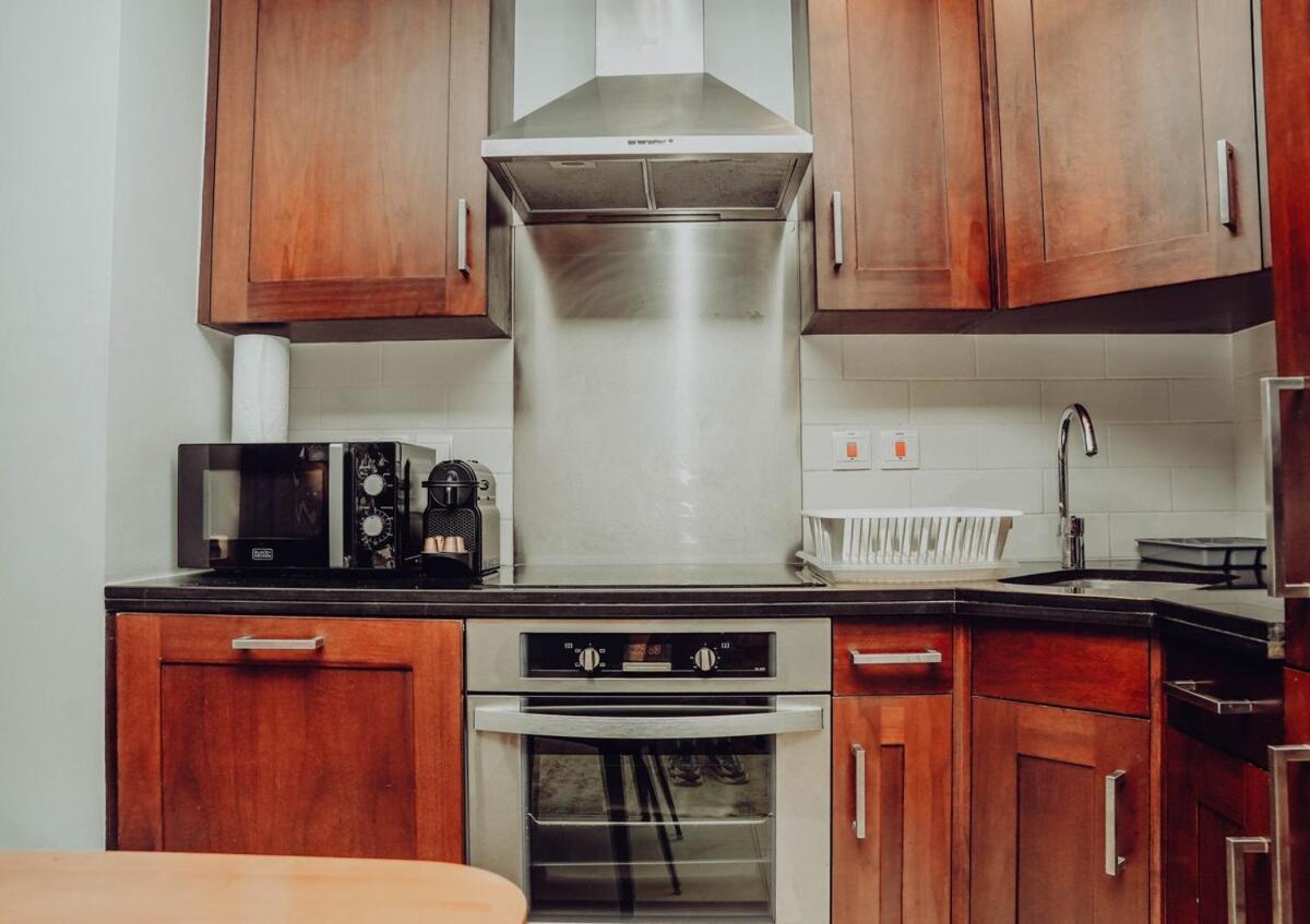 Apartamento Elegant Downtown 5 Minute Walk To Burj Khalifa & Mall
