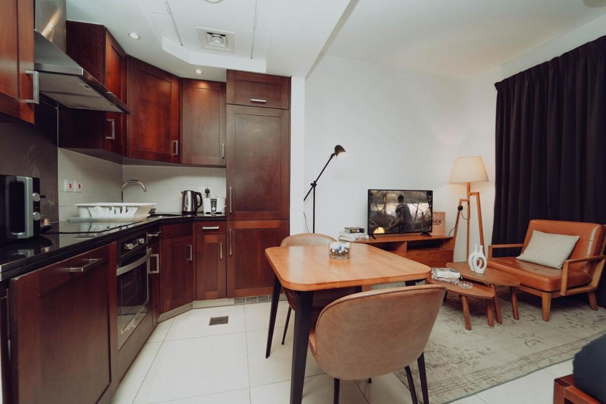Apartamento Elegant Downtown 5 Minute Walk To Burj Khalifa & Mall