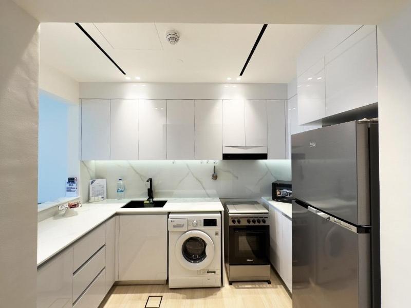 Apartamento Luxurious New 1 Bedroom In A New Building With Great Views *