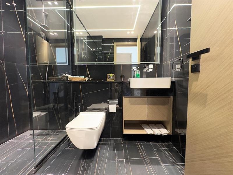 Luxurious New 1 Bedroom In A New Building With Great Views Apartamento Dubái