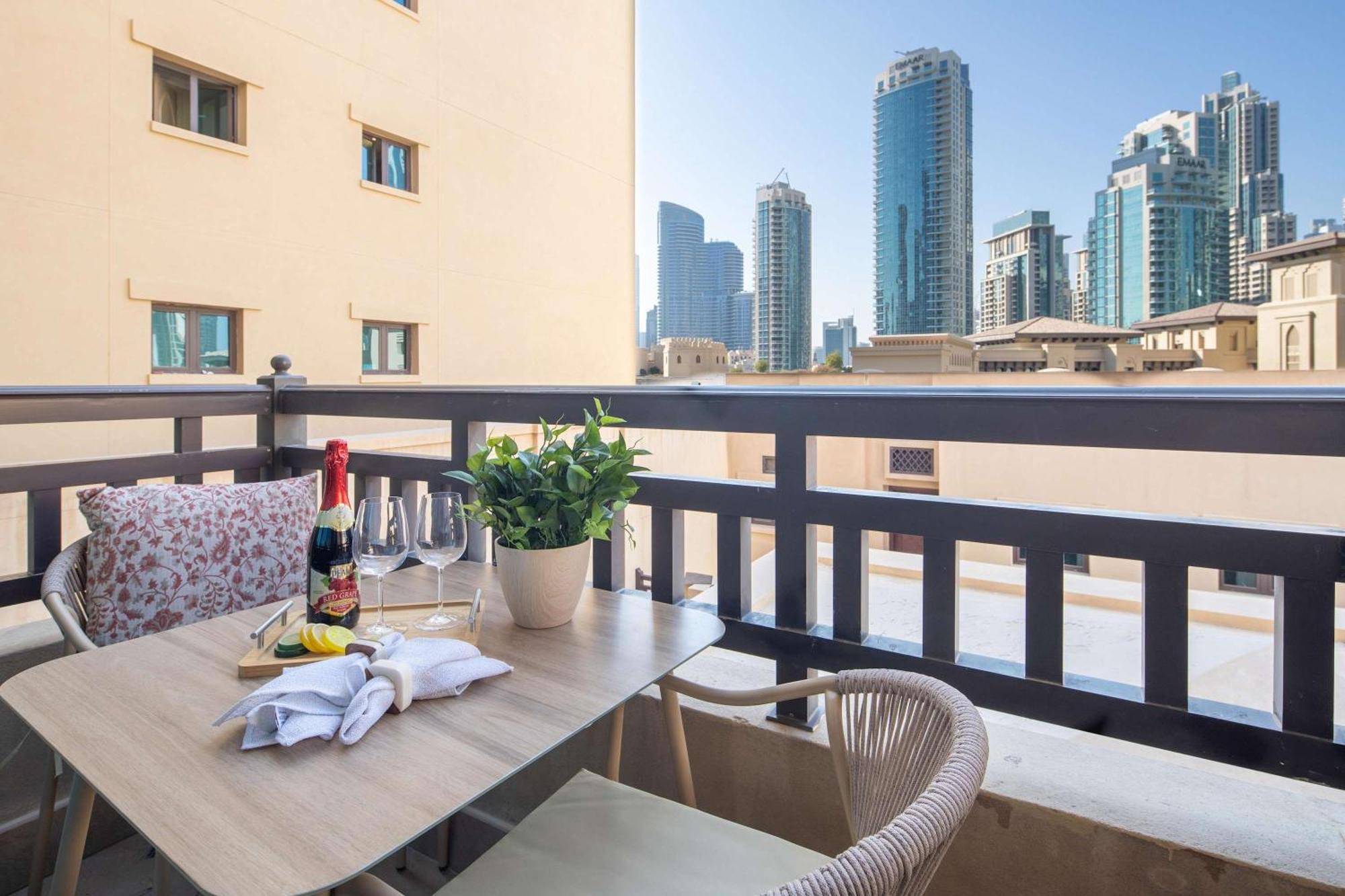 Frank Porter - Tajer Tower E Dubaï