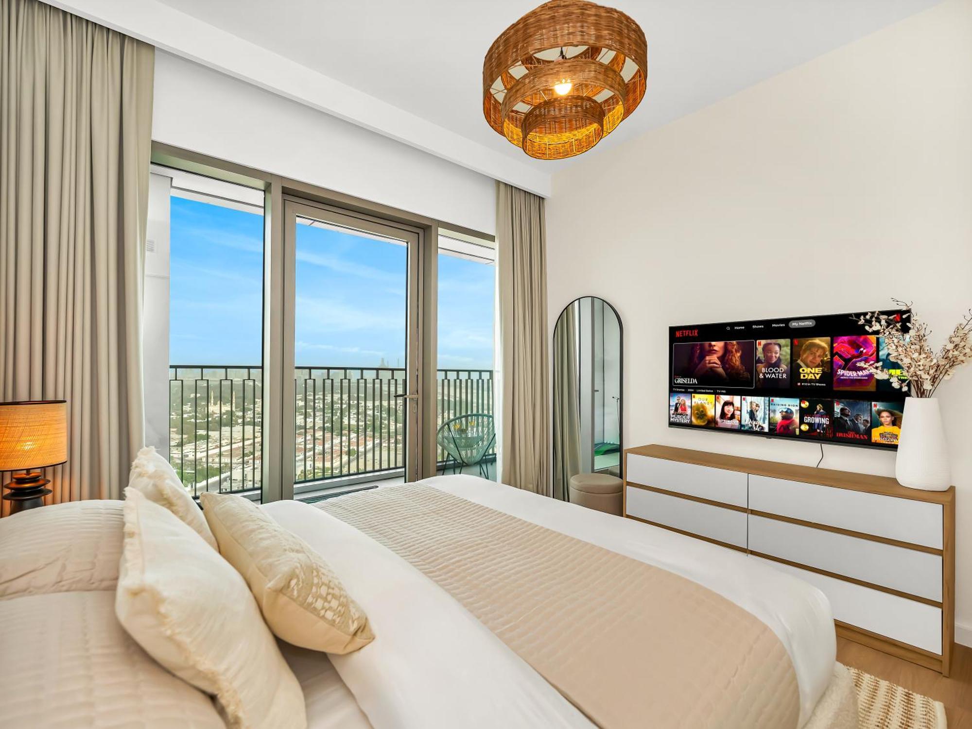 The Cinema Luxury 2-bed Near Mall * Dubái