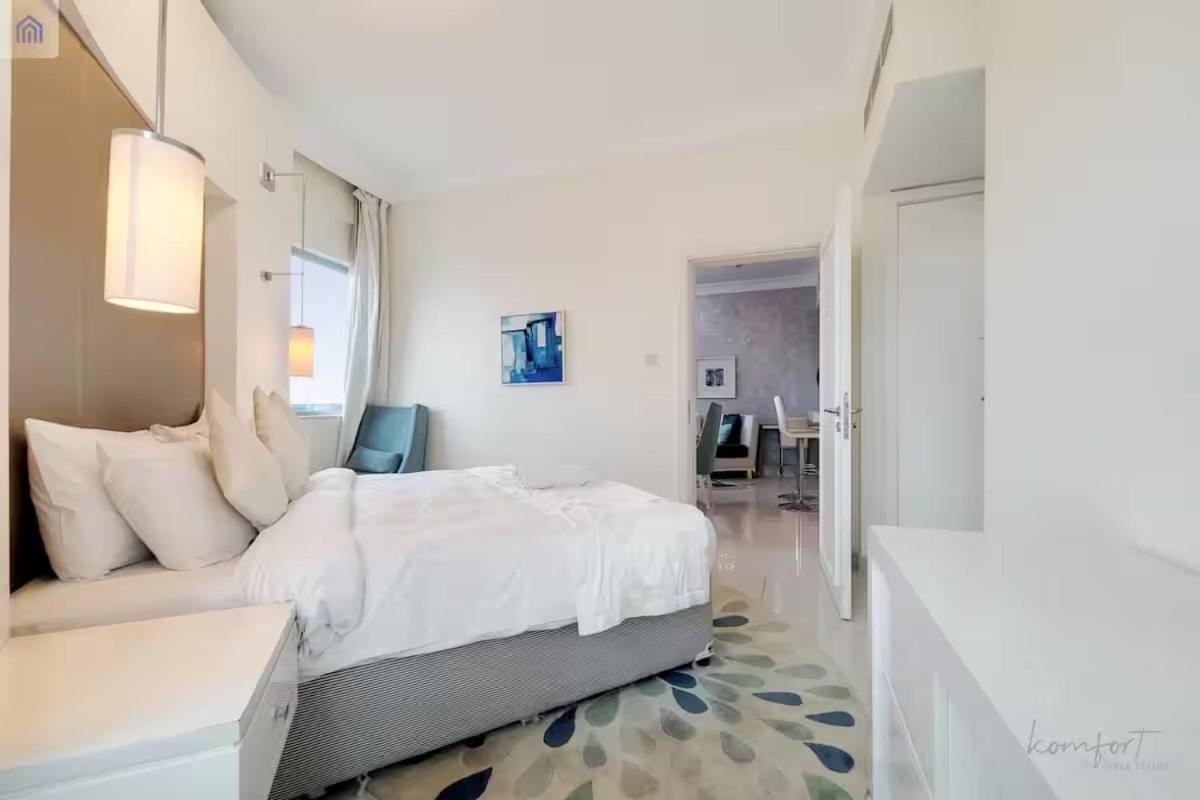 Luxury Downtown Next To Mall Of Appartement