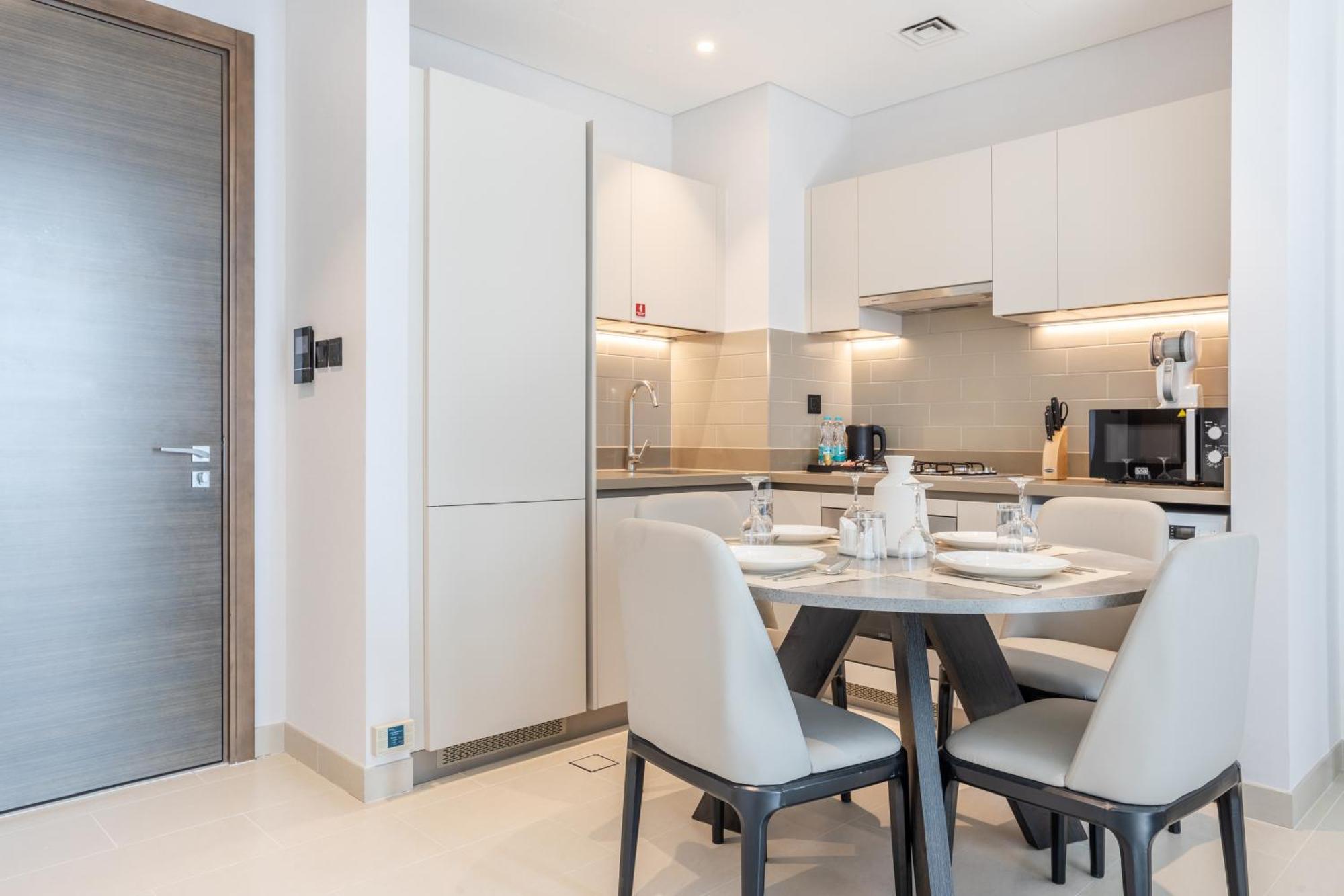 Appartement By Latinem Luxury 2br Cv A2809 Near Mall *