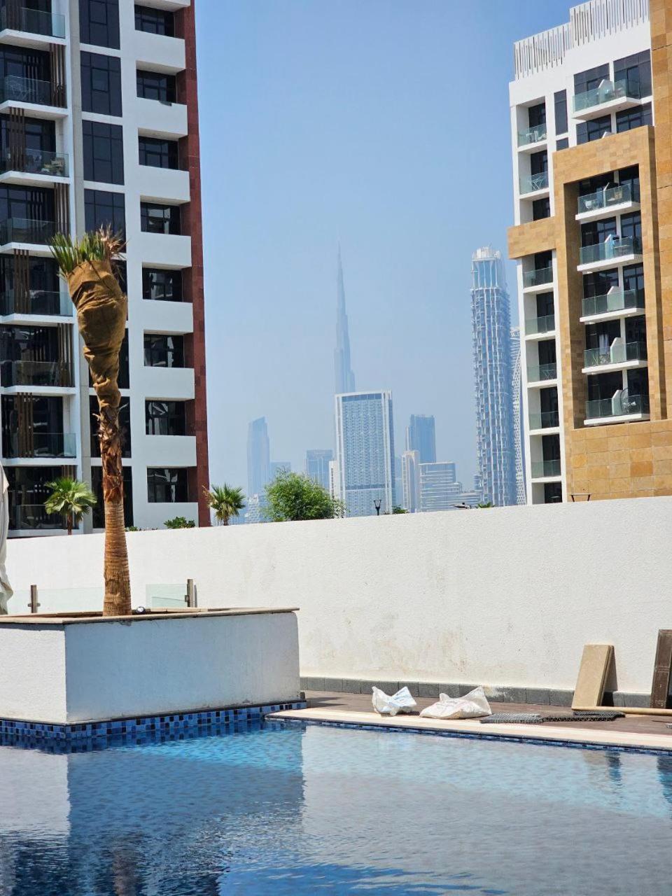 Luxury Near Burj Khalifa In Azizi Riviera