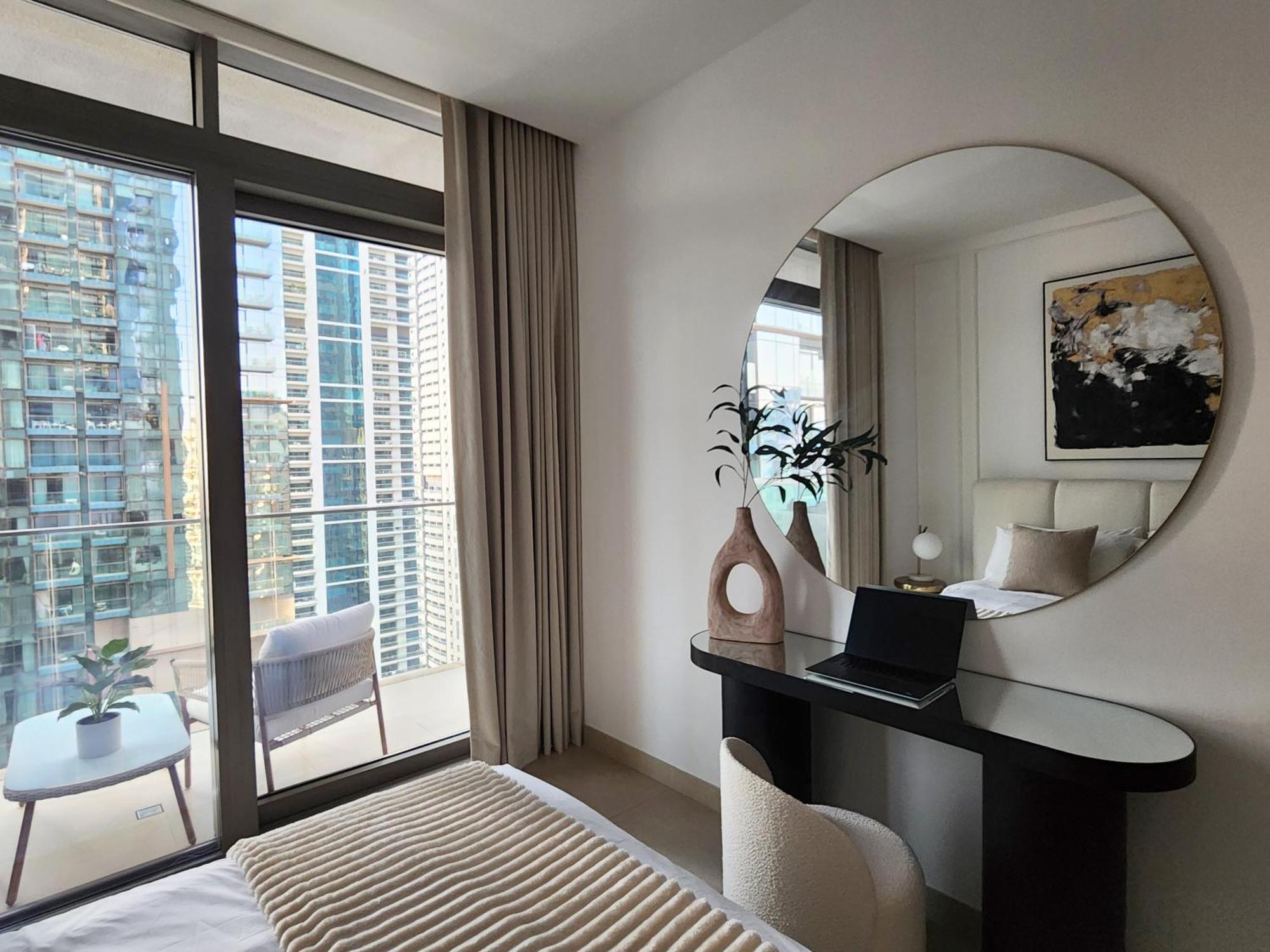 Luxe 2br Marina Gate - Spectacular Pools With Marina Views - Marina Boutique Living Apartment *