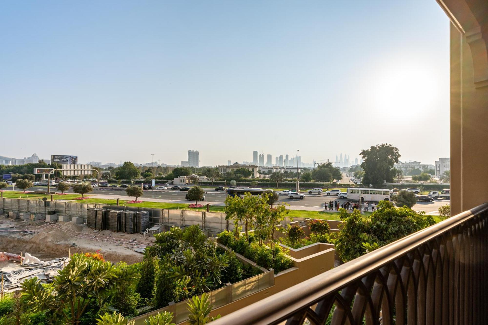 Modern Living -near Madinat Jumeirah Living -close To * Dubái