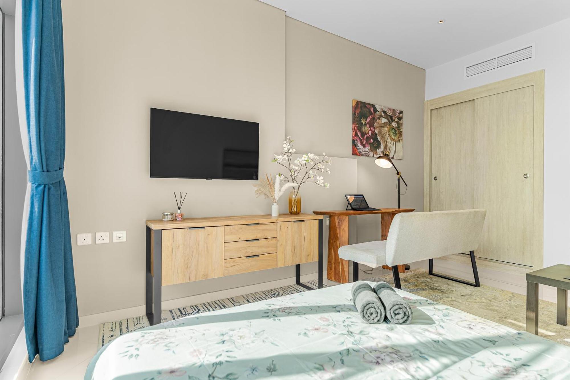 Cozy Sea & Marina View With Rooftop Pool & Private In Palm Jumeirah, Steps To Nakheel Mall * Dubái