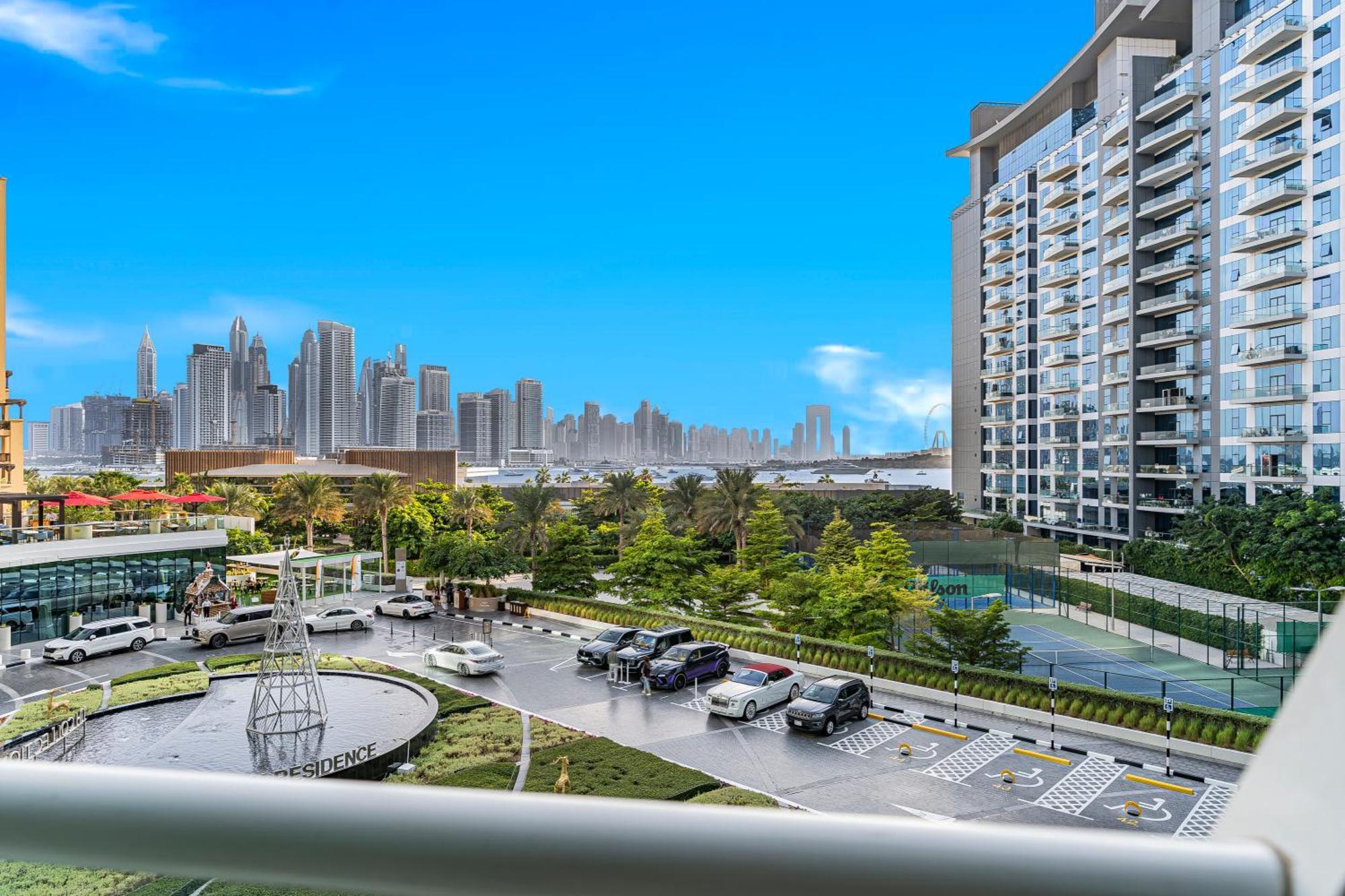 Cozy Sea & Marina View With Rooftop Pool & Private In Palm Jumeirah, Steps To Nakheel Mall * Dubái