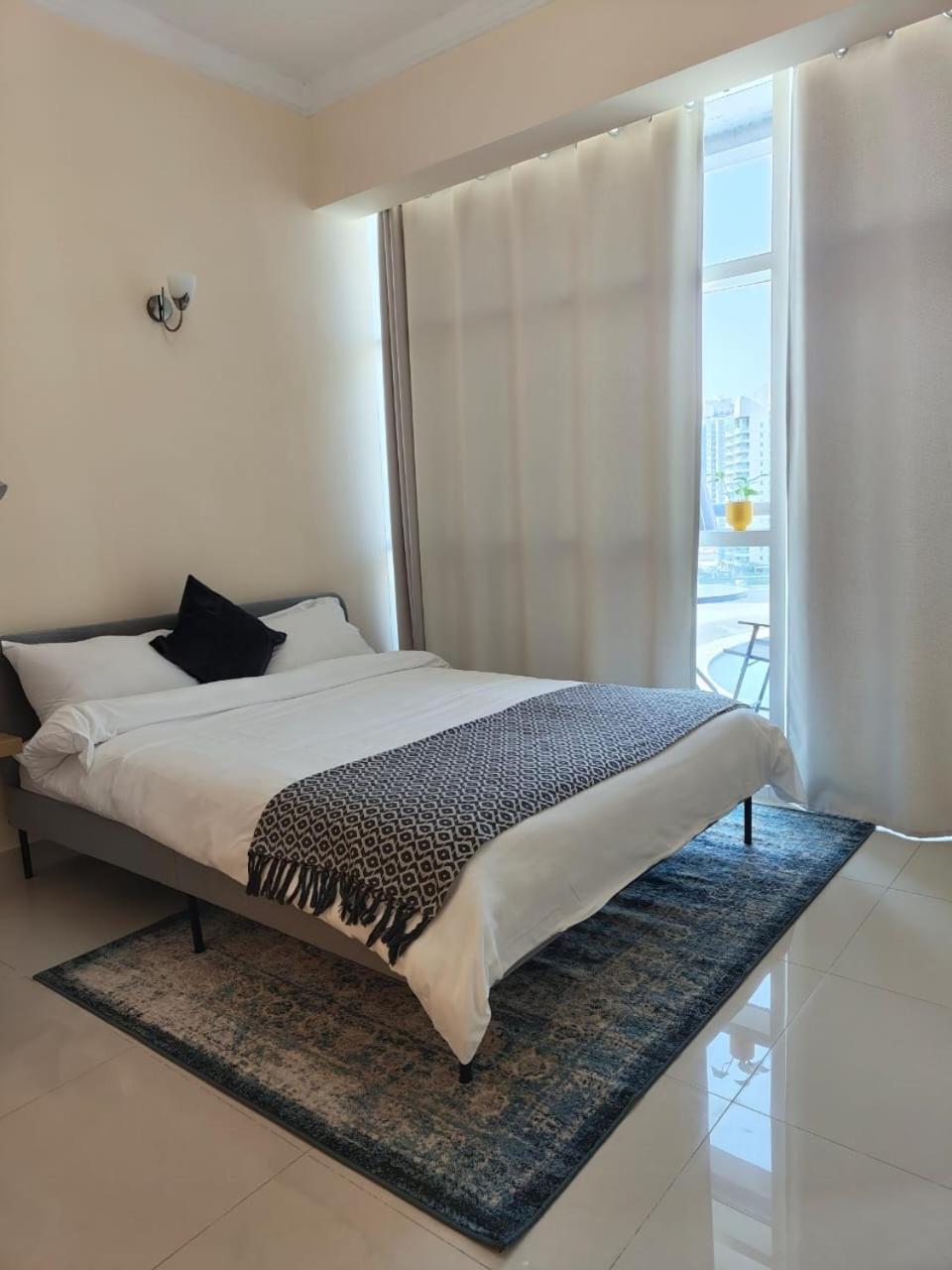Apartamento In The Heart Of Sports -great View & Amenities! *