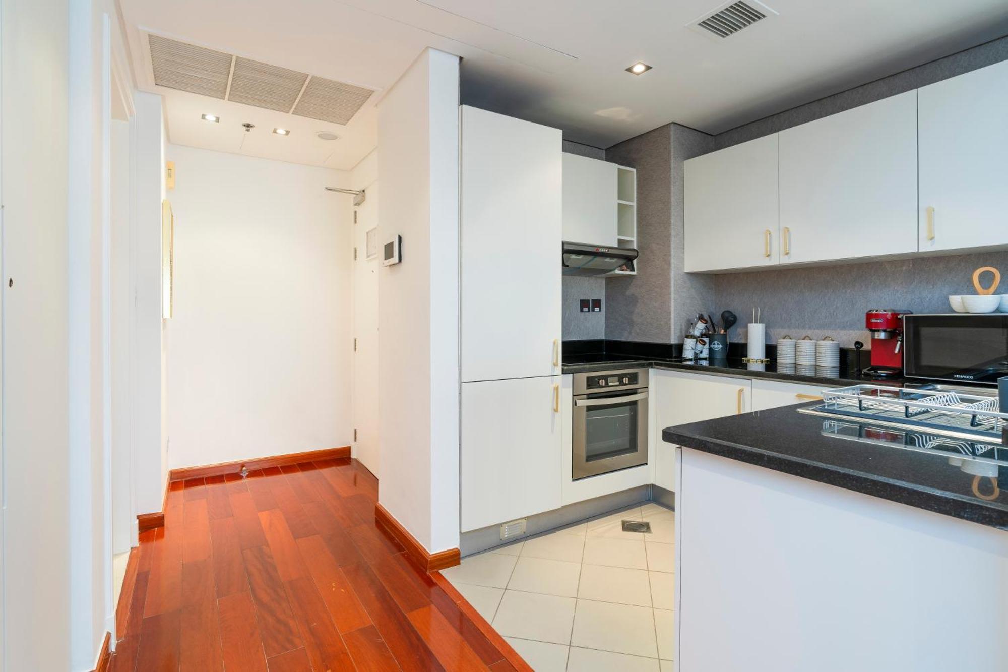 Apartment Cozy, Full Sea View, Private Beach, In 5 Stars At The Palm Dubai