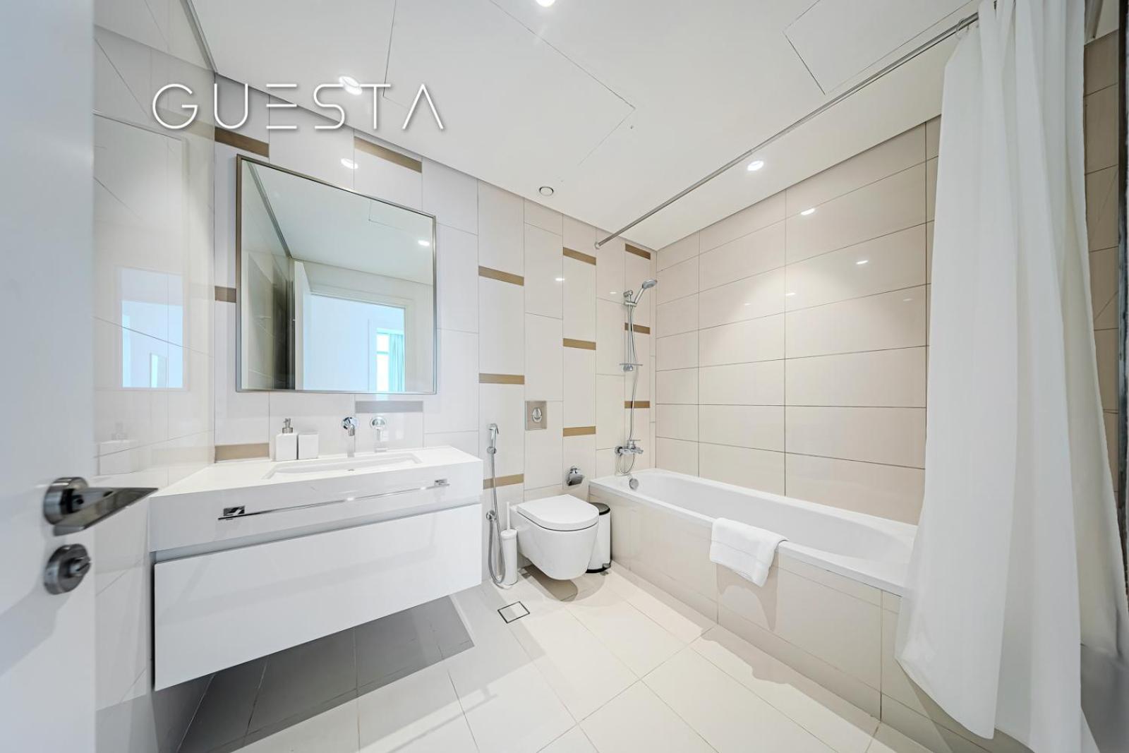 Emaar Beachfront - Vista Tower, Marina Appartement Dubaï