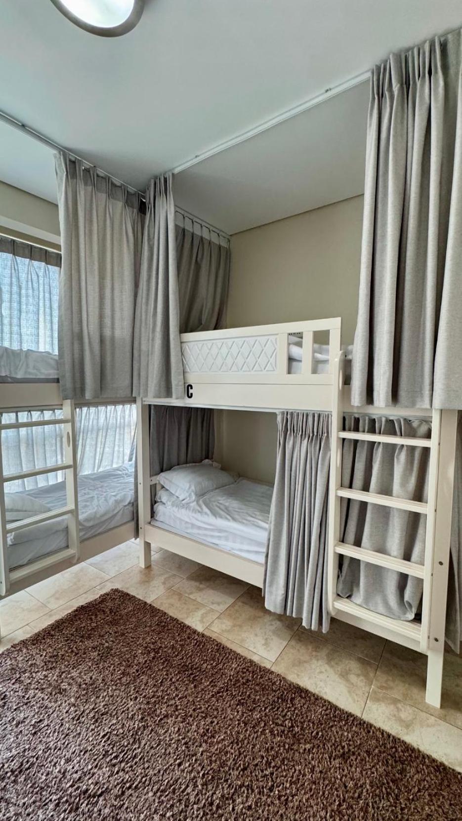 Hôtel capsule 4 Friends Jbr, Sea View *