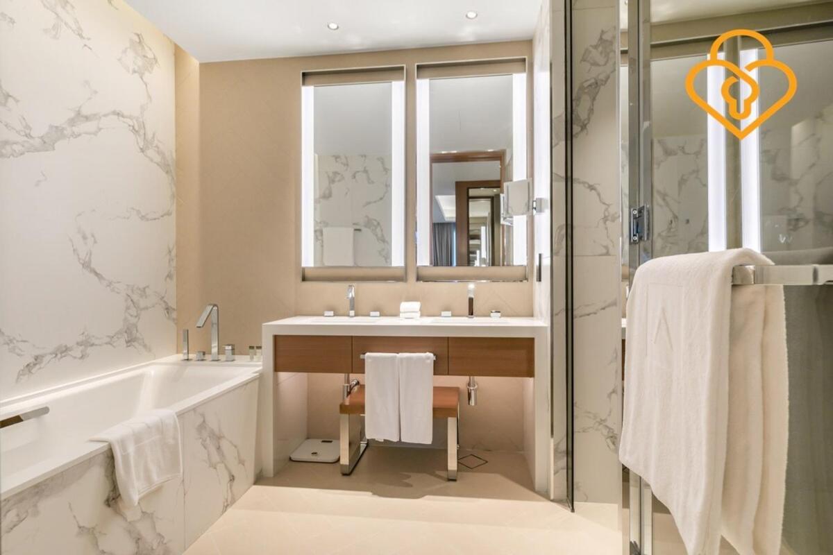 Keysplease Address Opera 2br Minutes To Mall 07 Appartement *