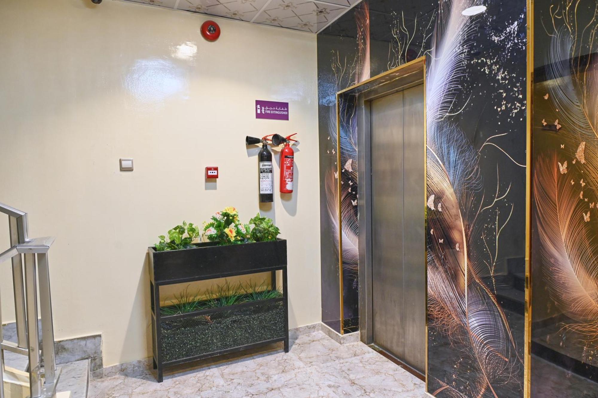 Tanha Palace Hotell