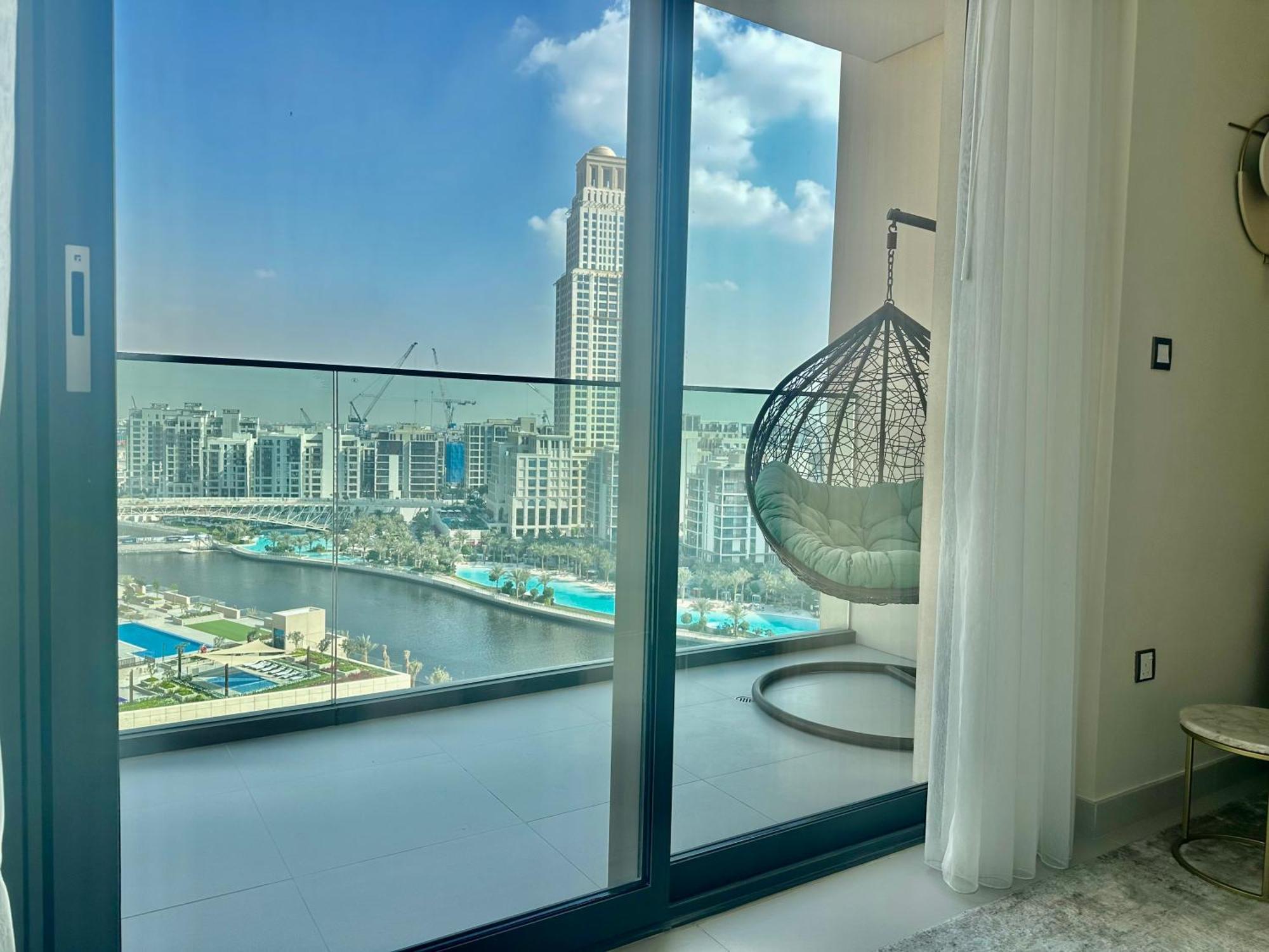 New Exceptional Lagoon View - 2 Stylish Bedrooms * Dubái
