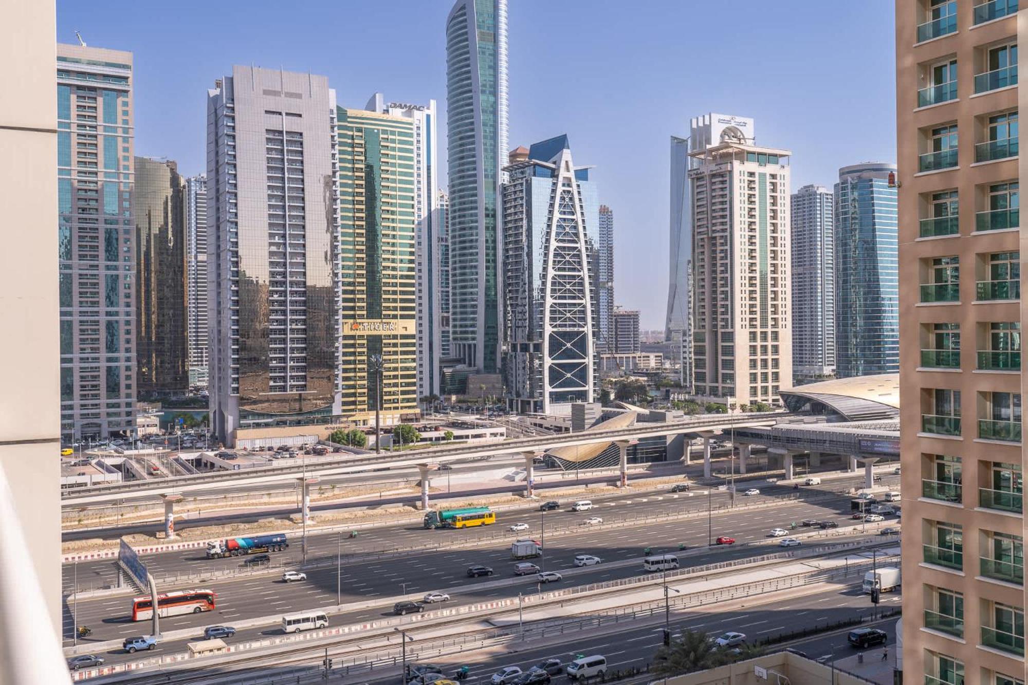 Appartamento Cozy 1-bedroom At West Avenue Tower Near Marina Dubai