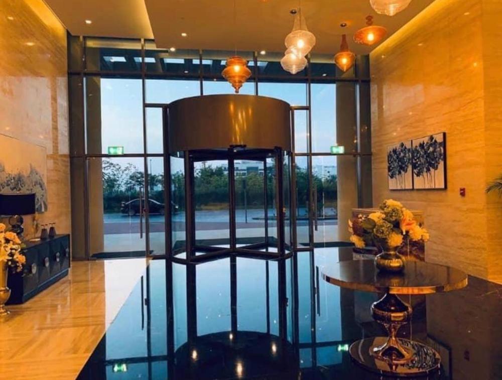 Apartamento Spacious 1 Bed With Pool & View