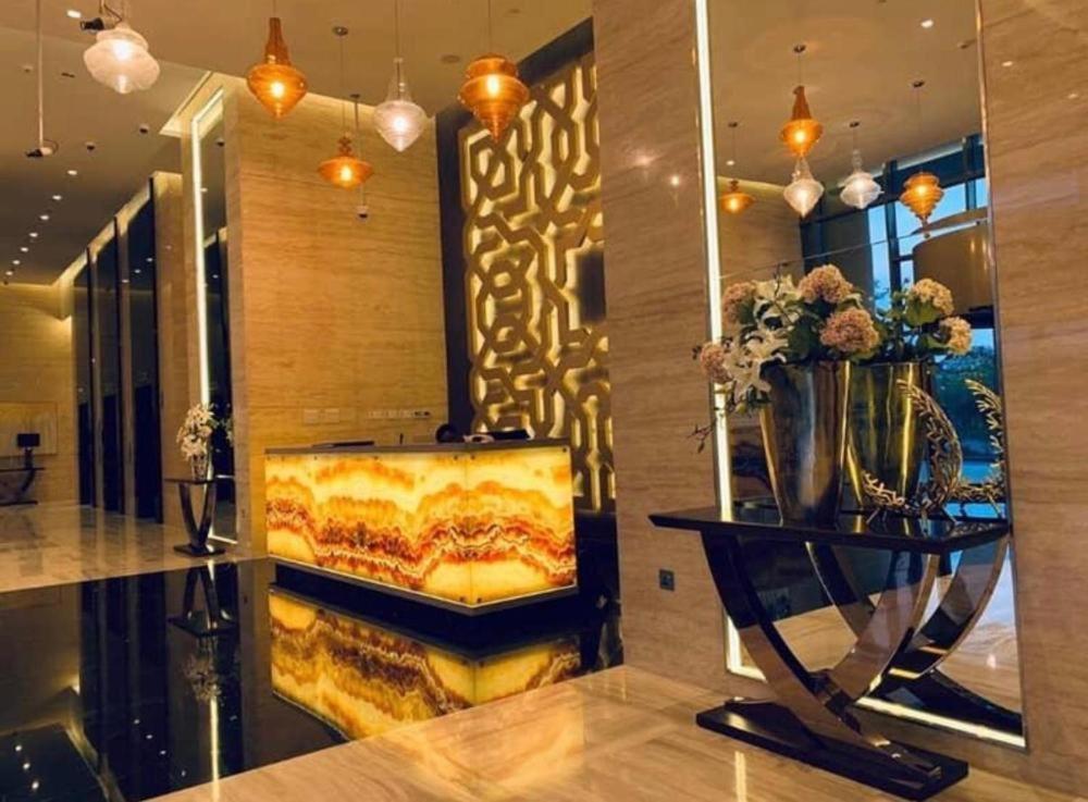 Spacious 1 Bed With Pool & View Apartamento *