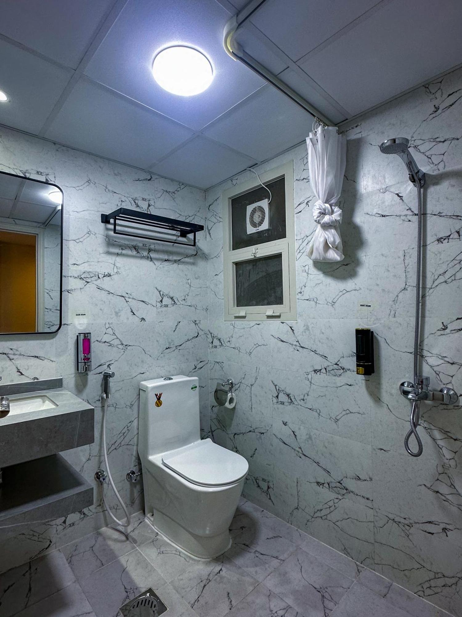 Hotell Gold Sky Avenue Dubai