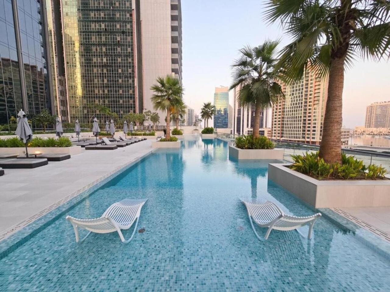 Brown Stone - Omniyat Burj Khalifa View *