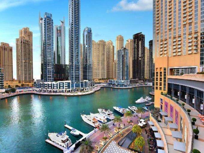 Luxury One Bedroom In Marina Dubái