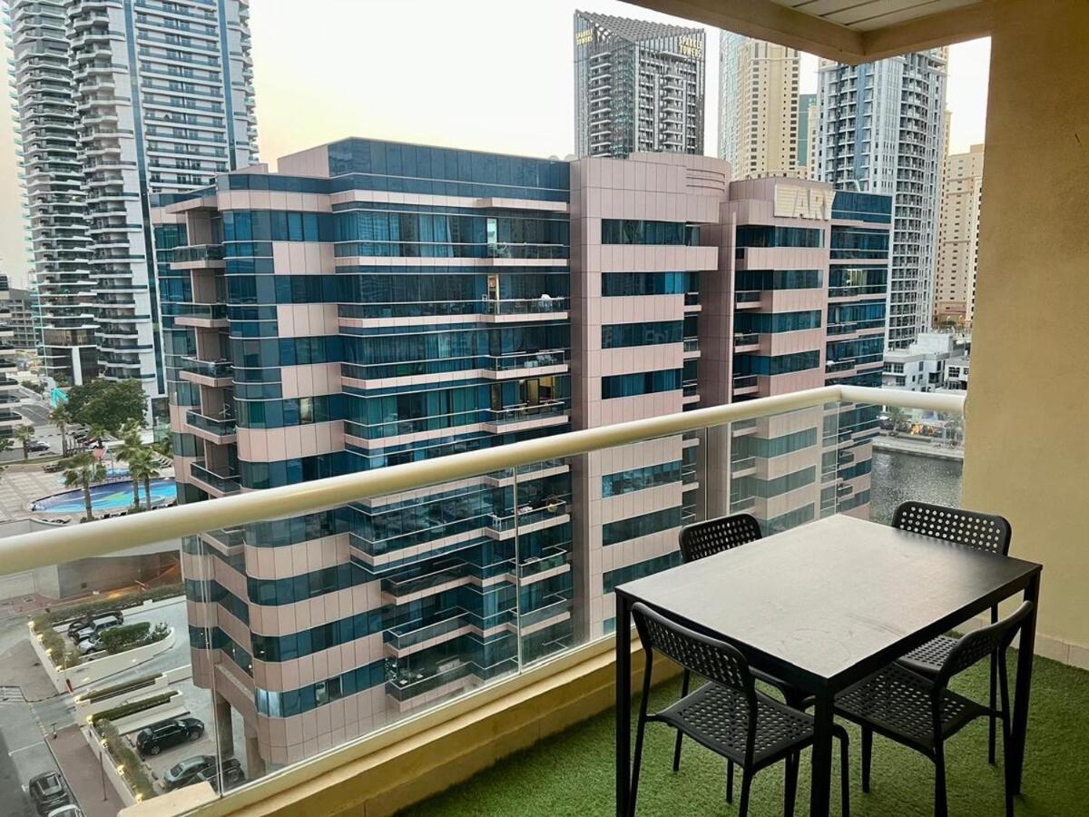 Luxury One Bedroom In Marina Dubái