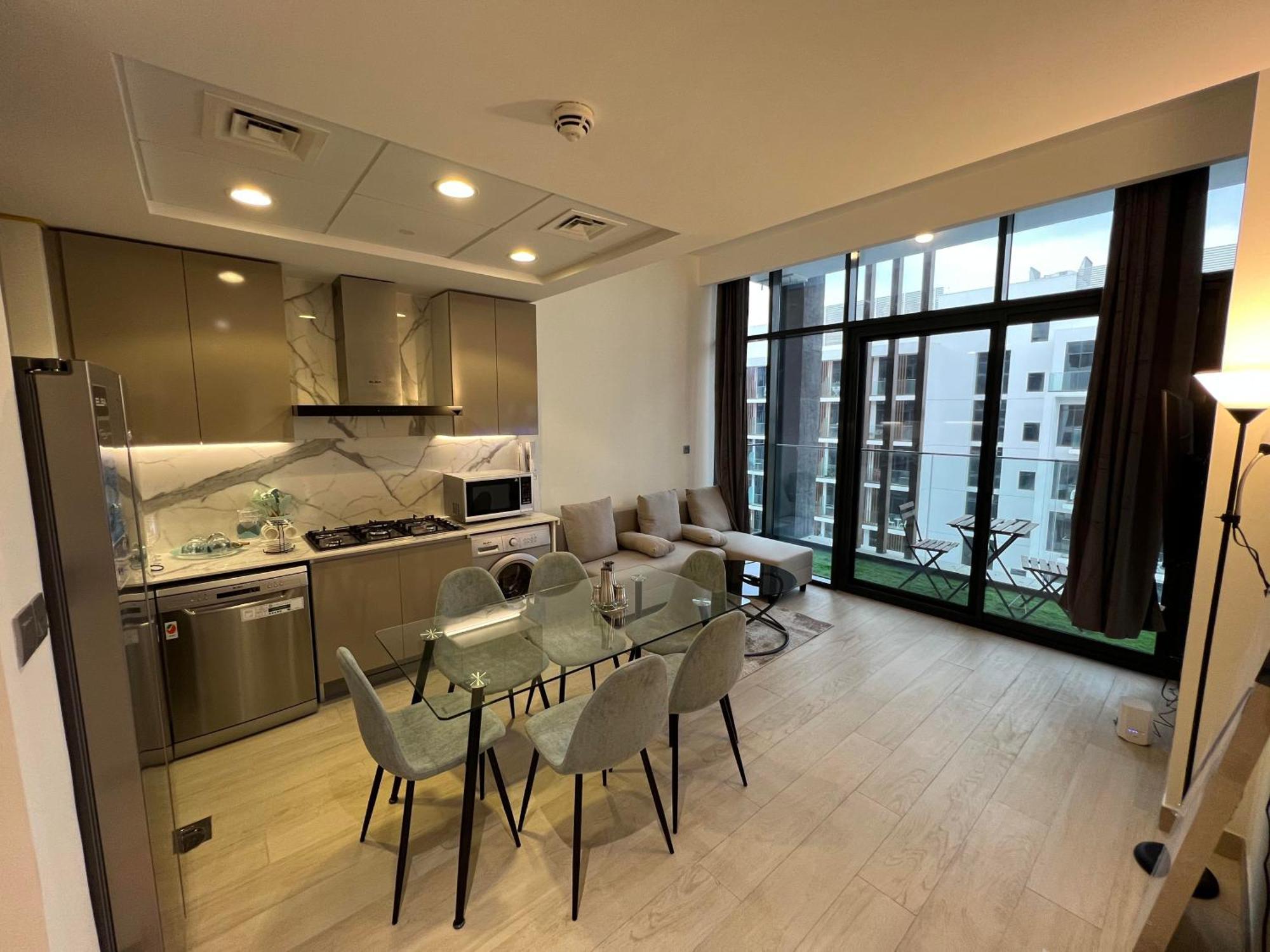 Spacious Comfortable For Your Family Or Group Dubai