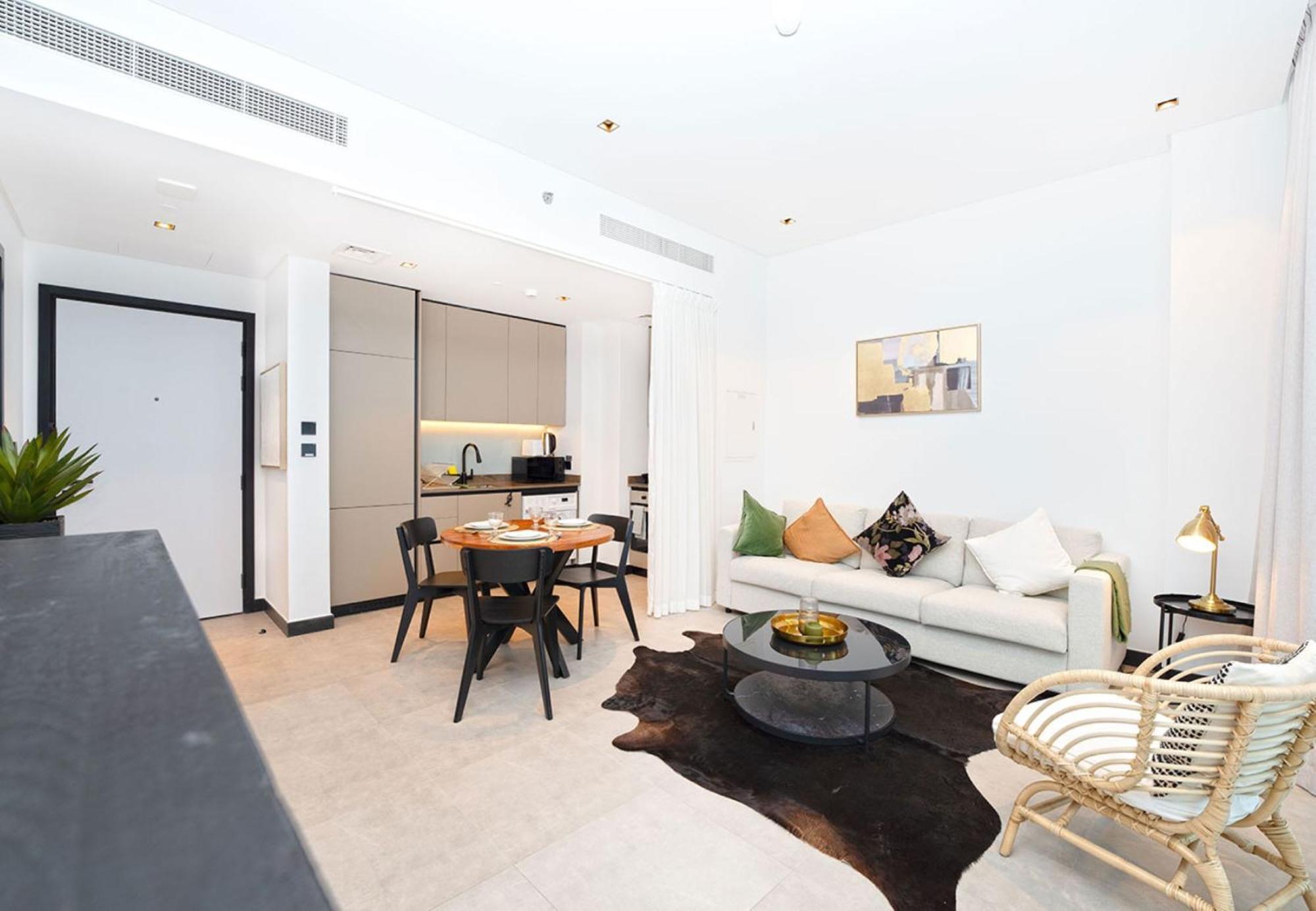 Easygo - Northside Tower 2 Canal View Apartemen *