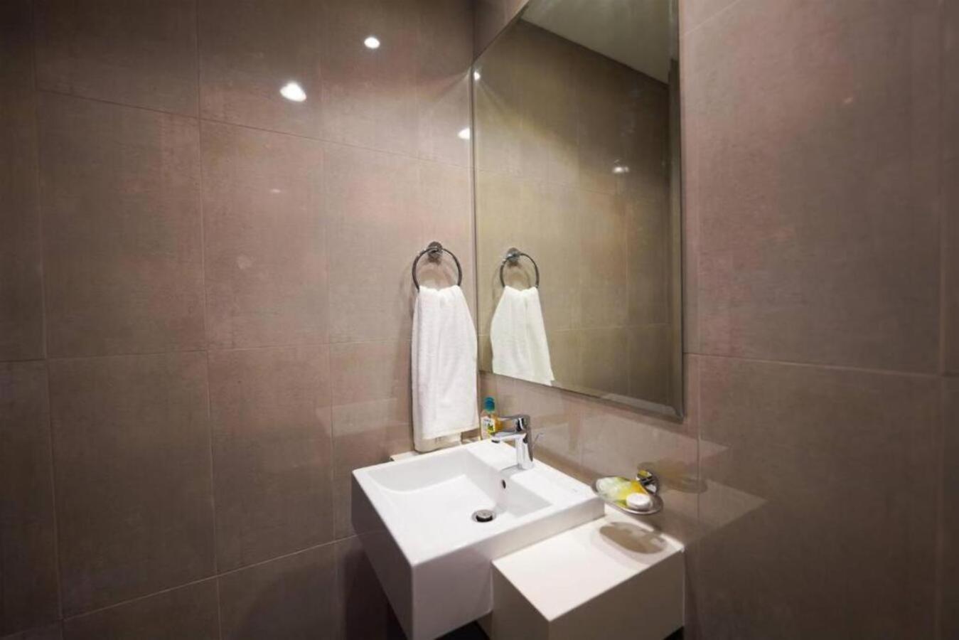 Apartamento Brown Stone - Pool View Ii Merano