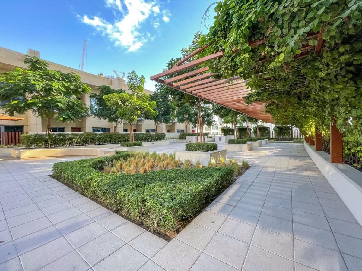 Stylish Cozy 3-bedroom With Harbour Views In Creek Harbour Dubai