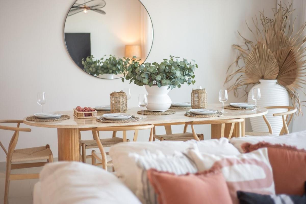 Stylish Cozy 3-bedroom With Harbour Views In Creek Harbour Apartment *