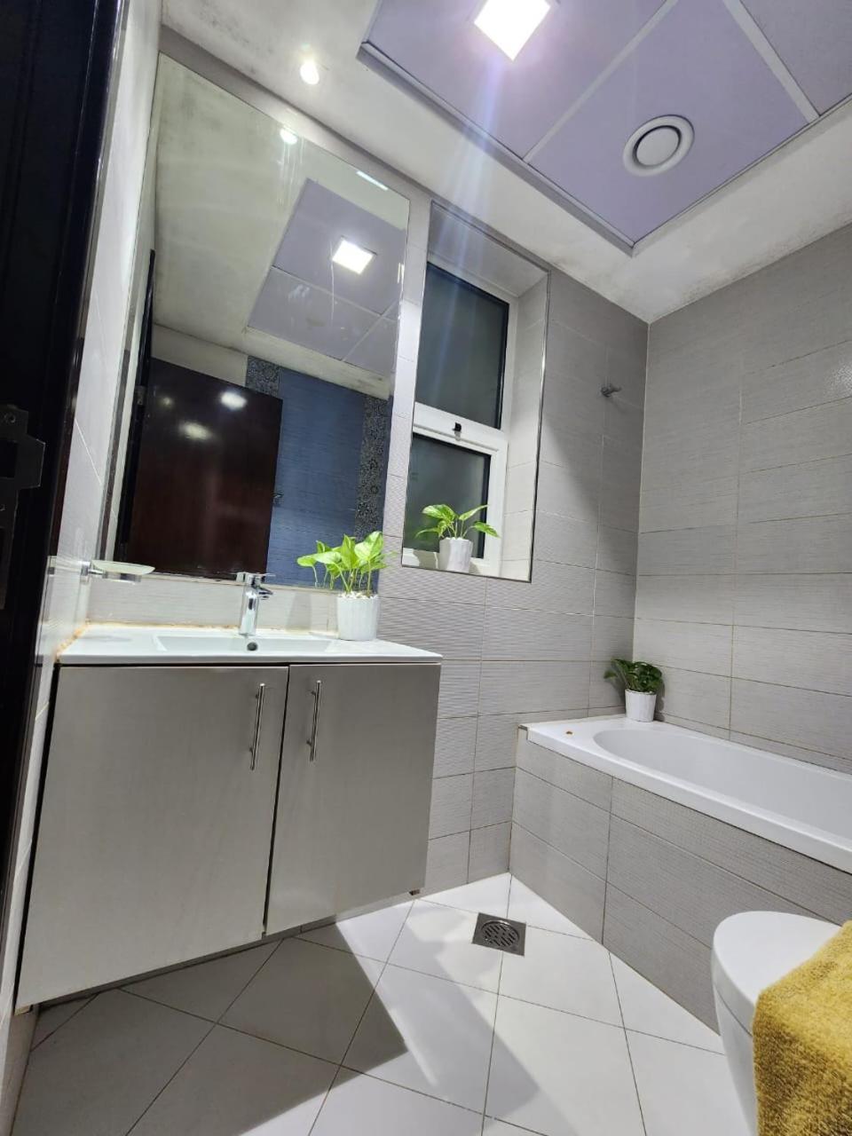 Apartment Silicon Oasis Staycation Dubai