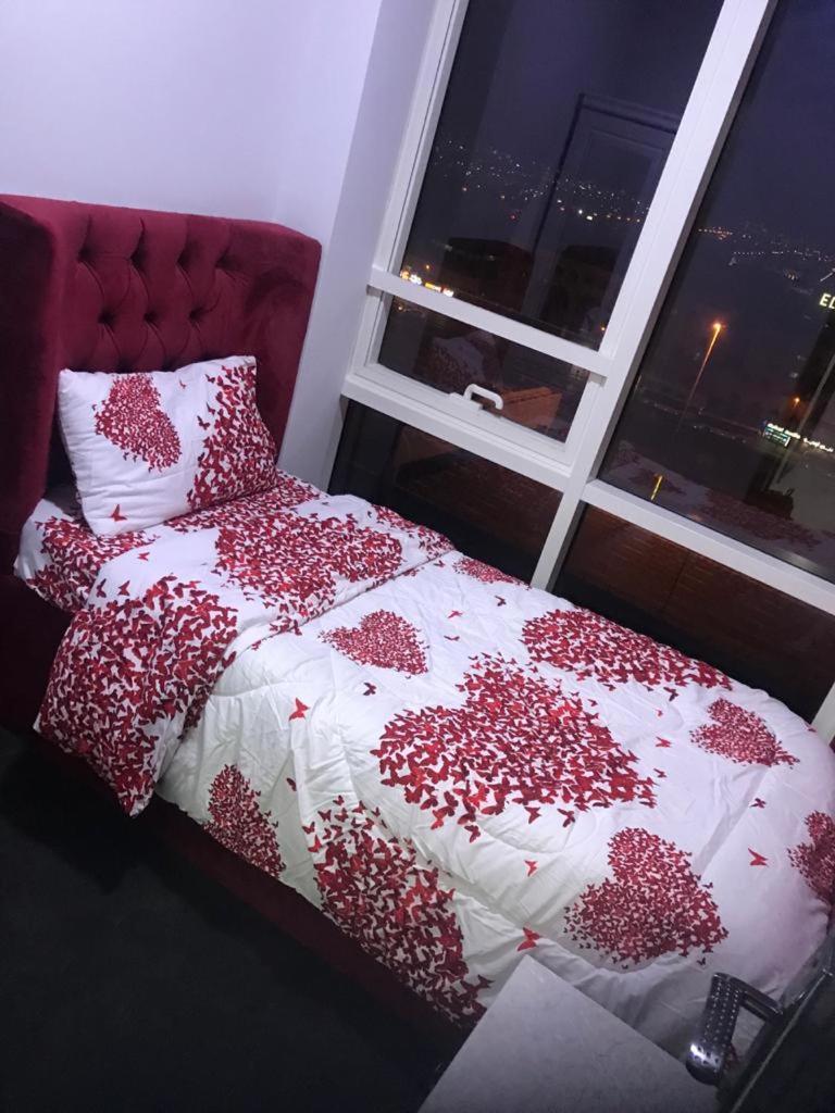 Hotel kapsul Paz Luxurious Space *