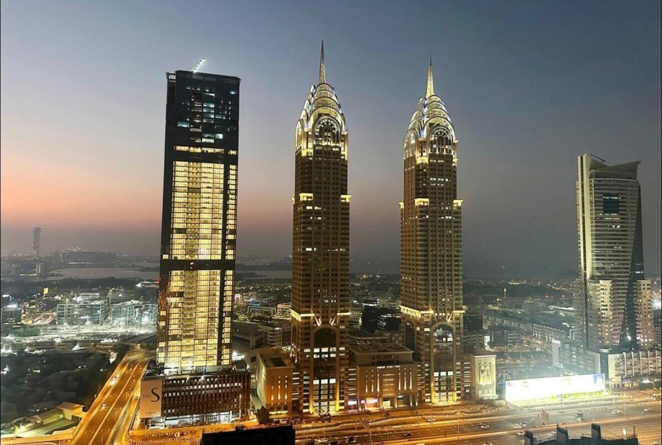 Center Point Partition In Tecom Accommodatie bij particulieren Dubai