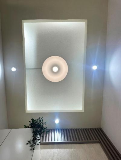 Elegance Partition In Tecom Near Icm Metro * Dubaï