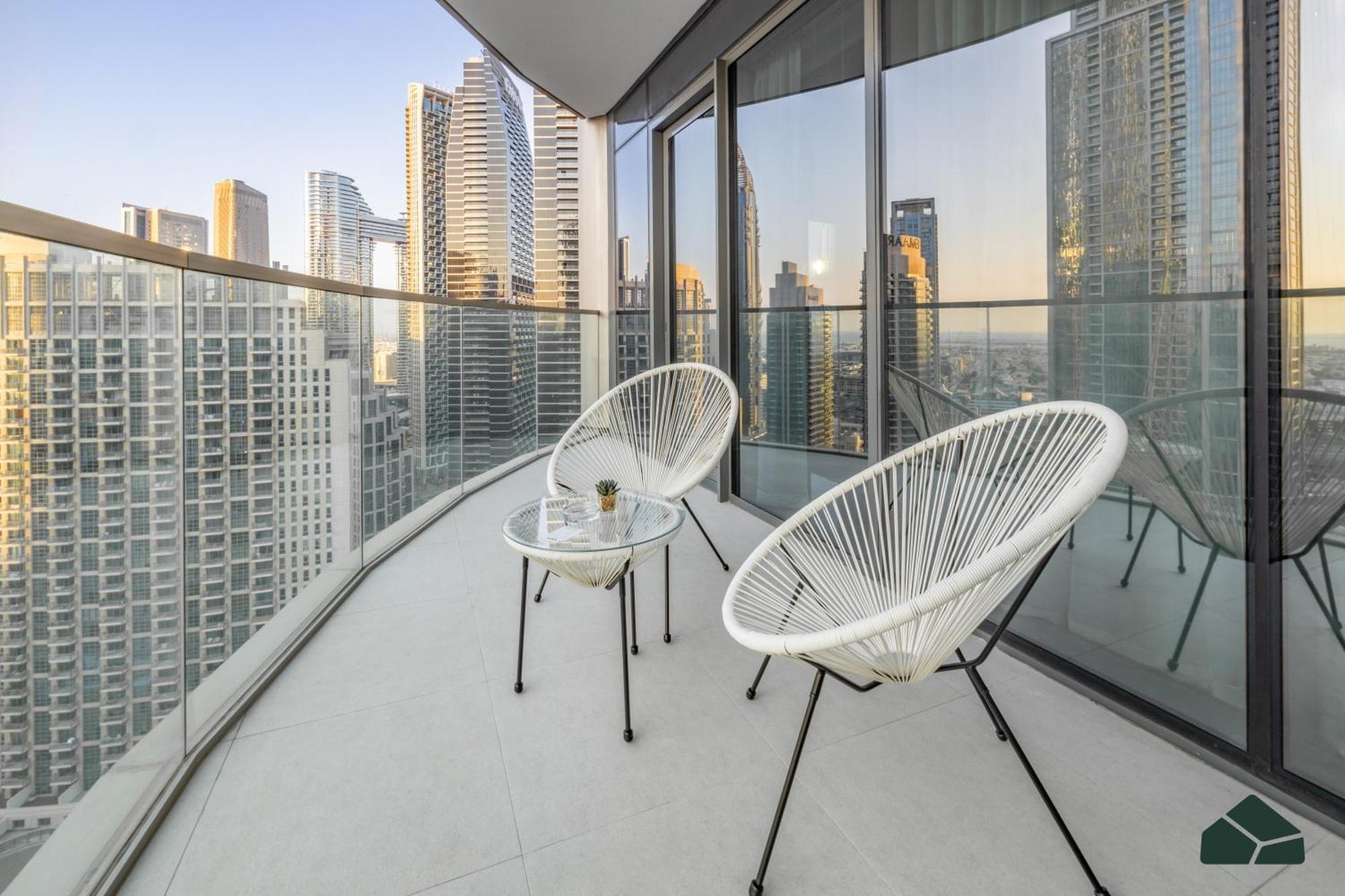 Grande Tranquil 2br Next To Opera By Bms